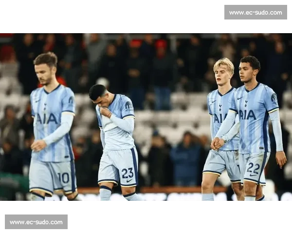 英超乱局！阿森纳领跑，黑马携热刺霸占前四